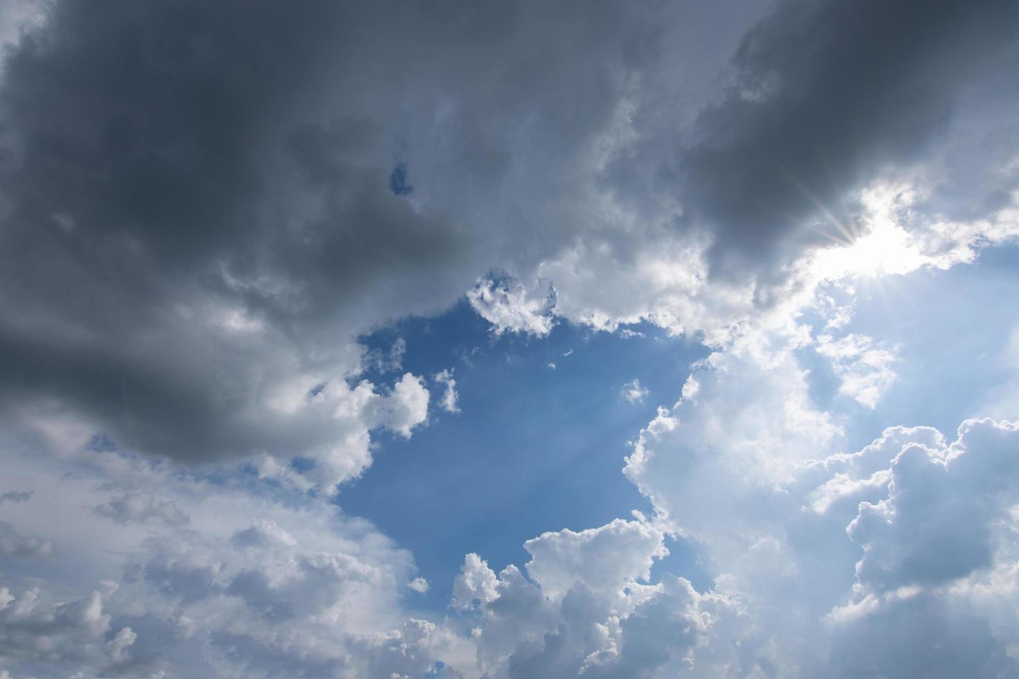 nubes en el cielo foto