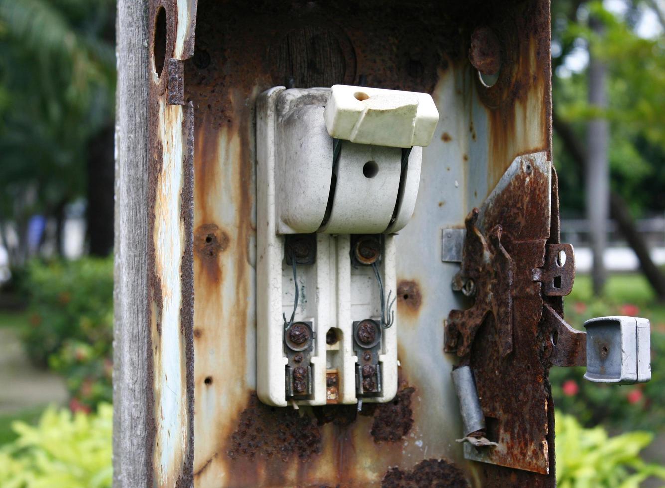 old electricity switch, breaker photo