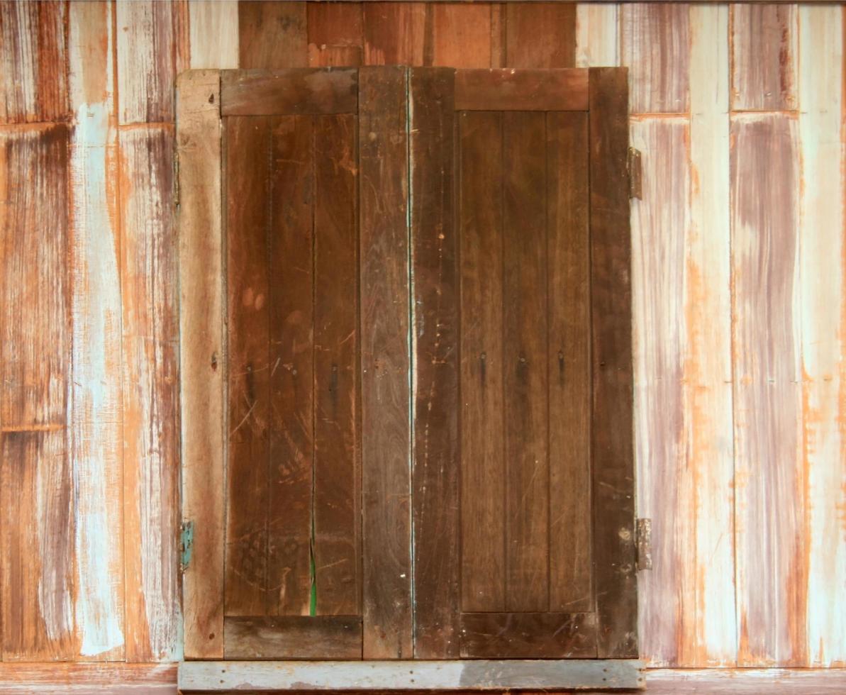 ventana de madera vieja foto