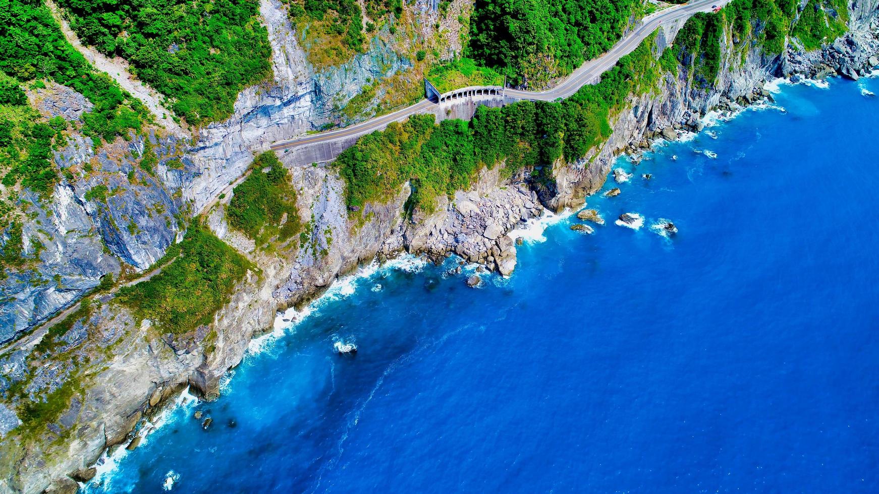 vista aérea del acantilado de taroko qingshui foto