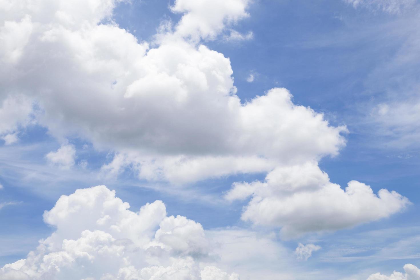 nubes en el cielo foto