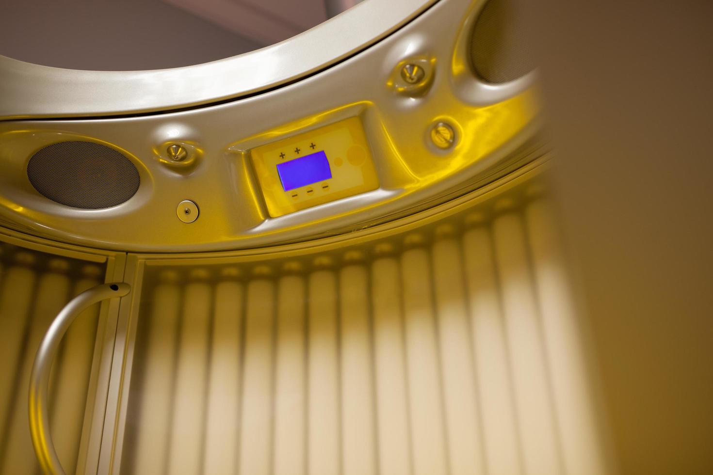 Tanning system interior photo