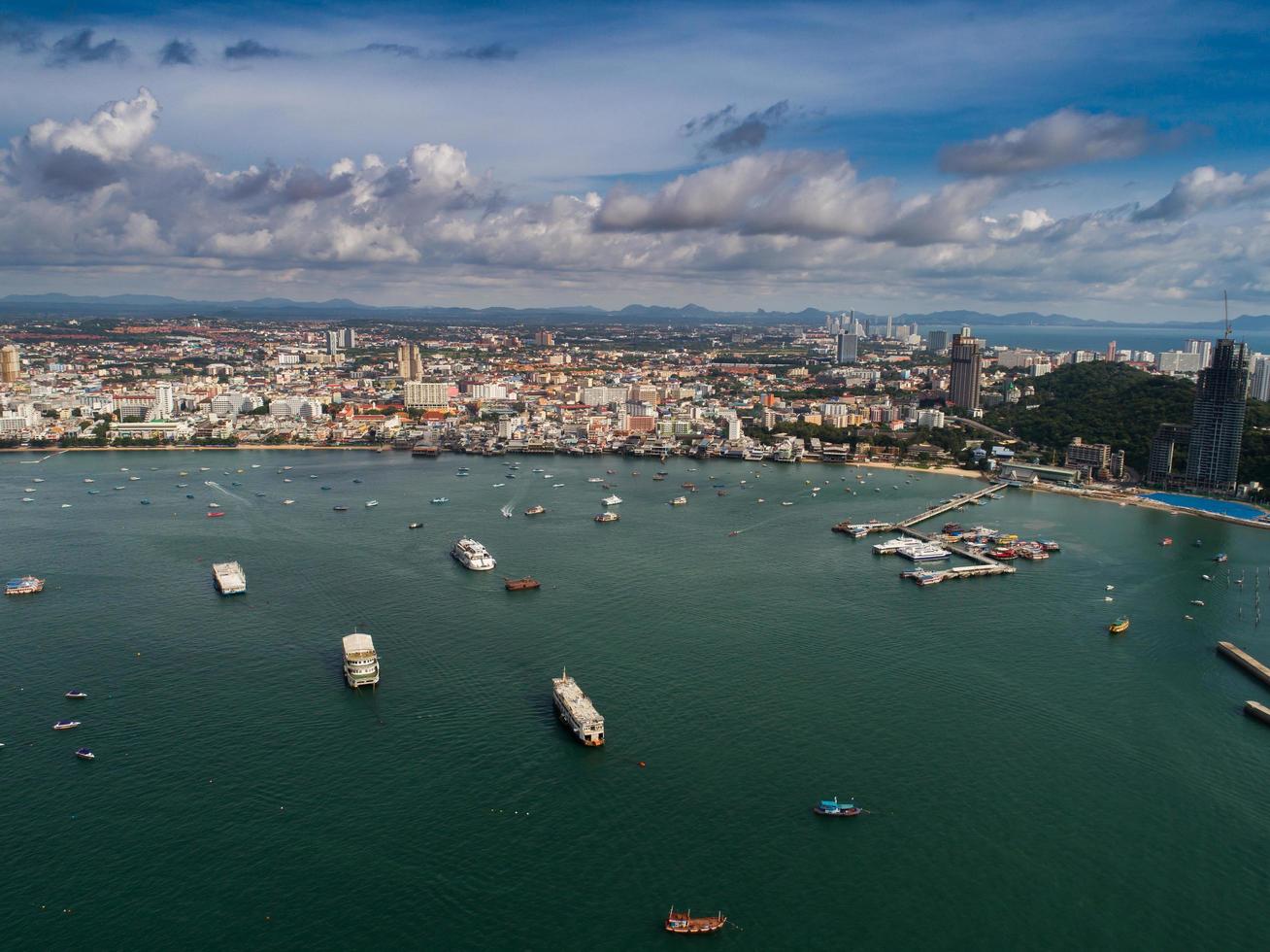 vista aérea, de, pattaya, playa, tailandia foto