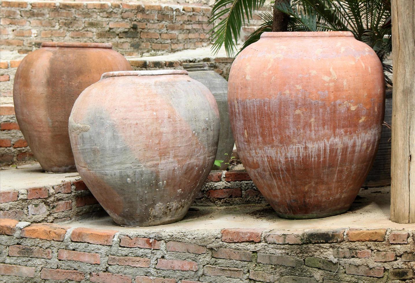 grandes jarras de agua foto