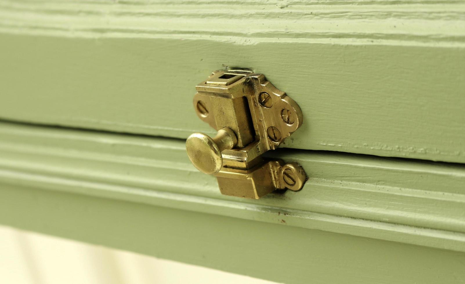 Old window lock photo