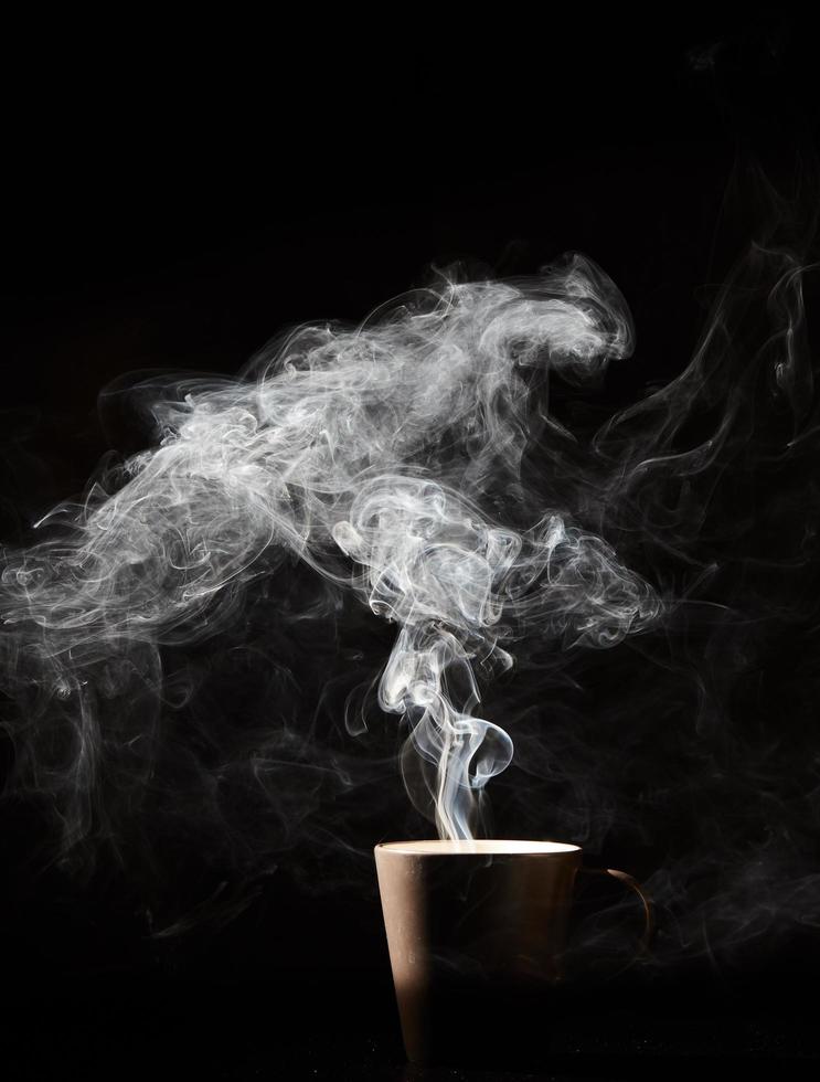 vapor de una taza de café foto