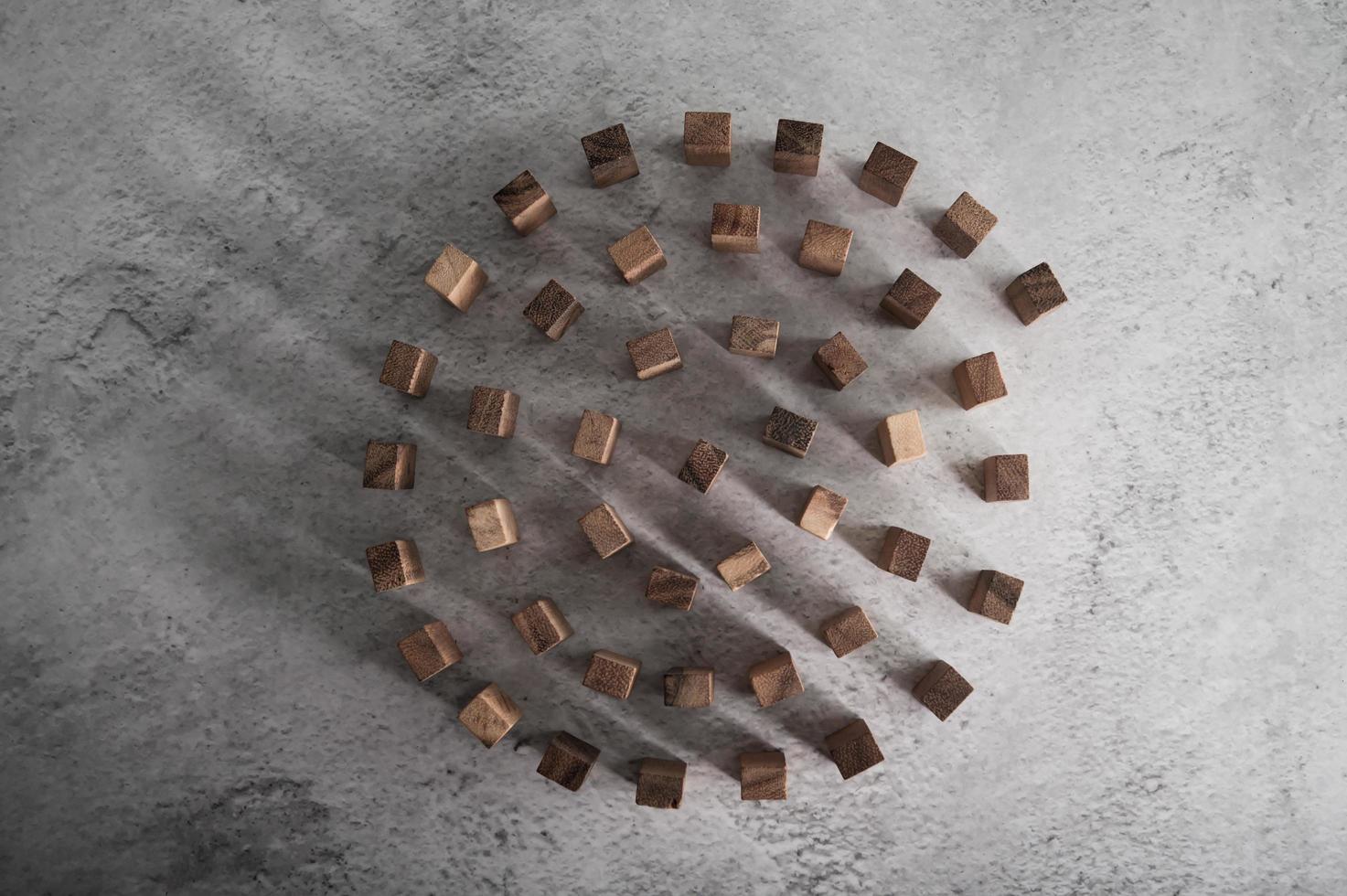 bloques de madera, utilizados para juegos de dominó foto