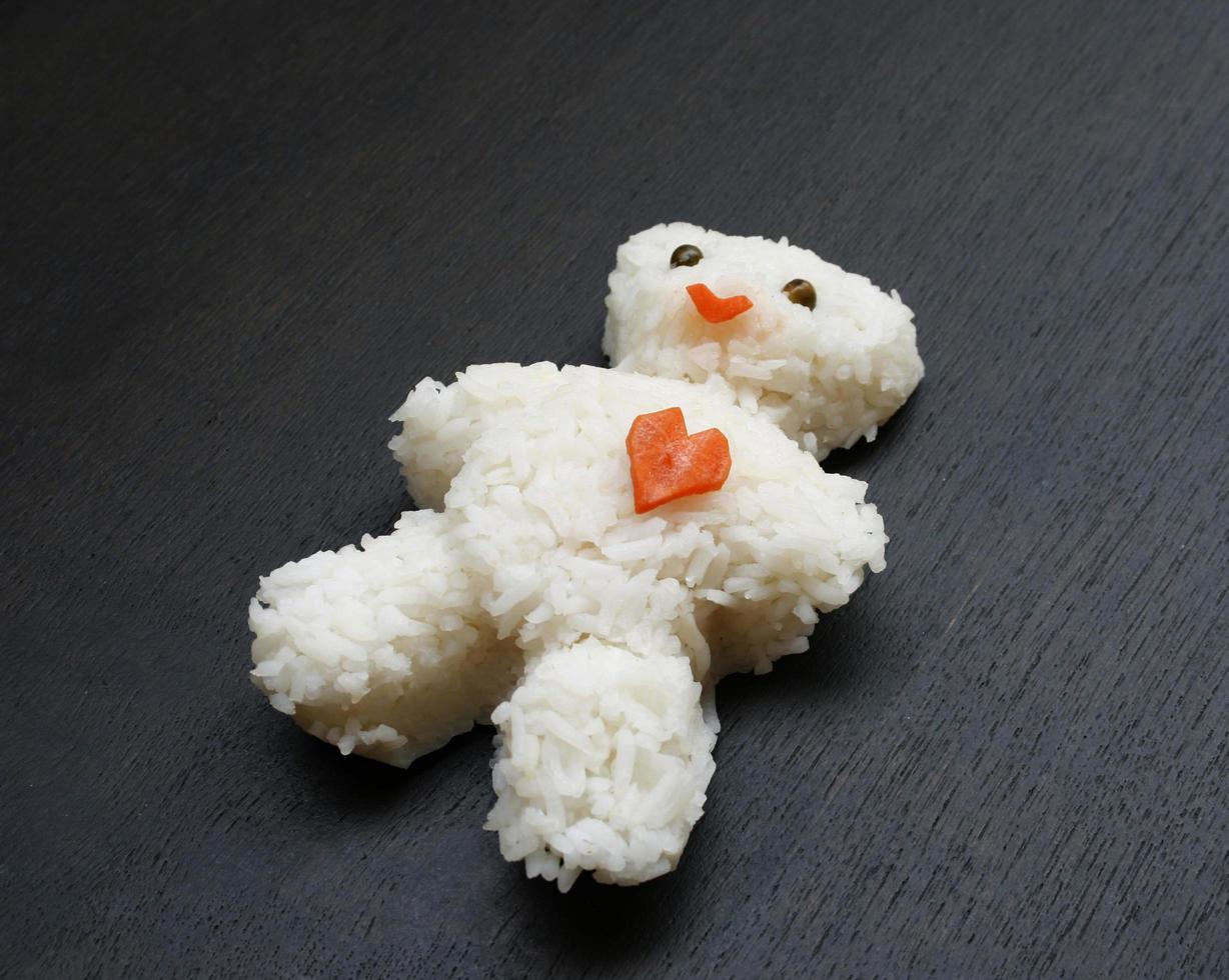 Bear made out of rice photo