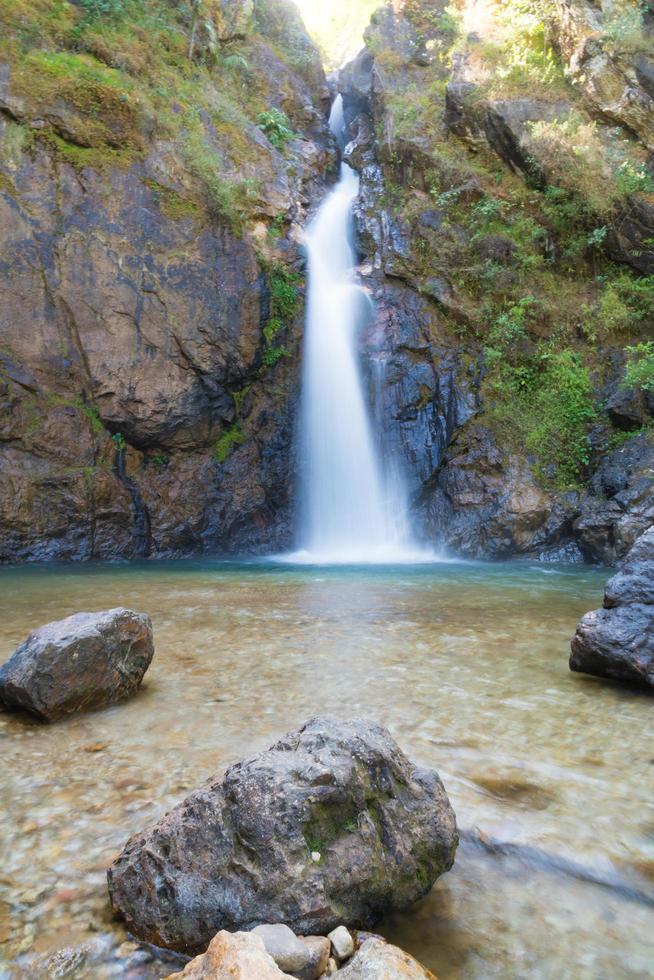 cascada en el parque nacional foto