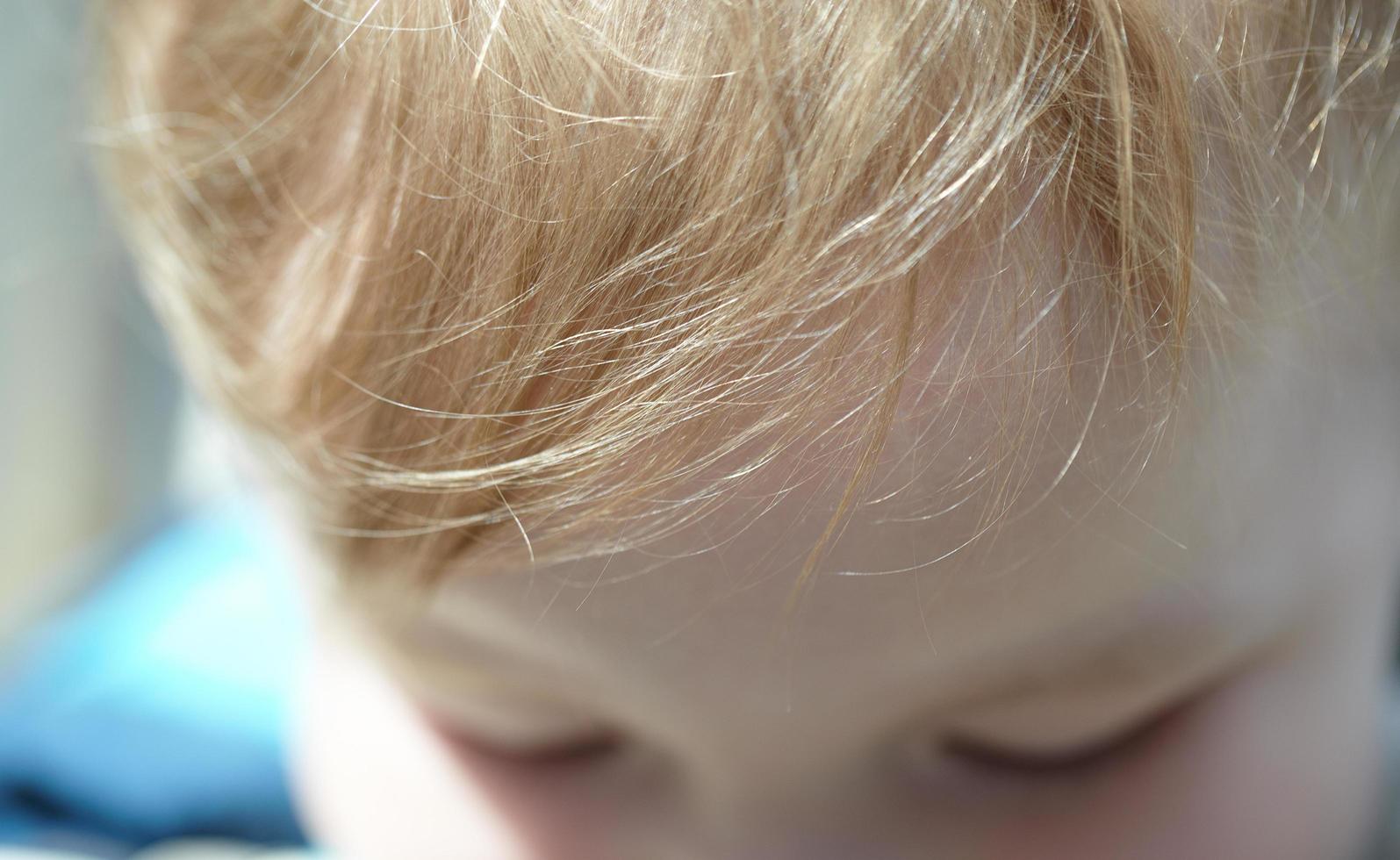 primer plano de un niño foto