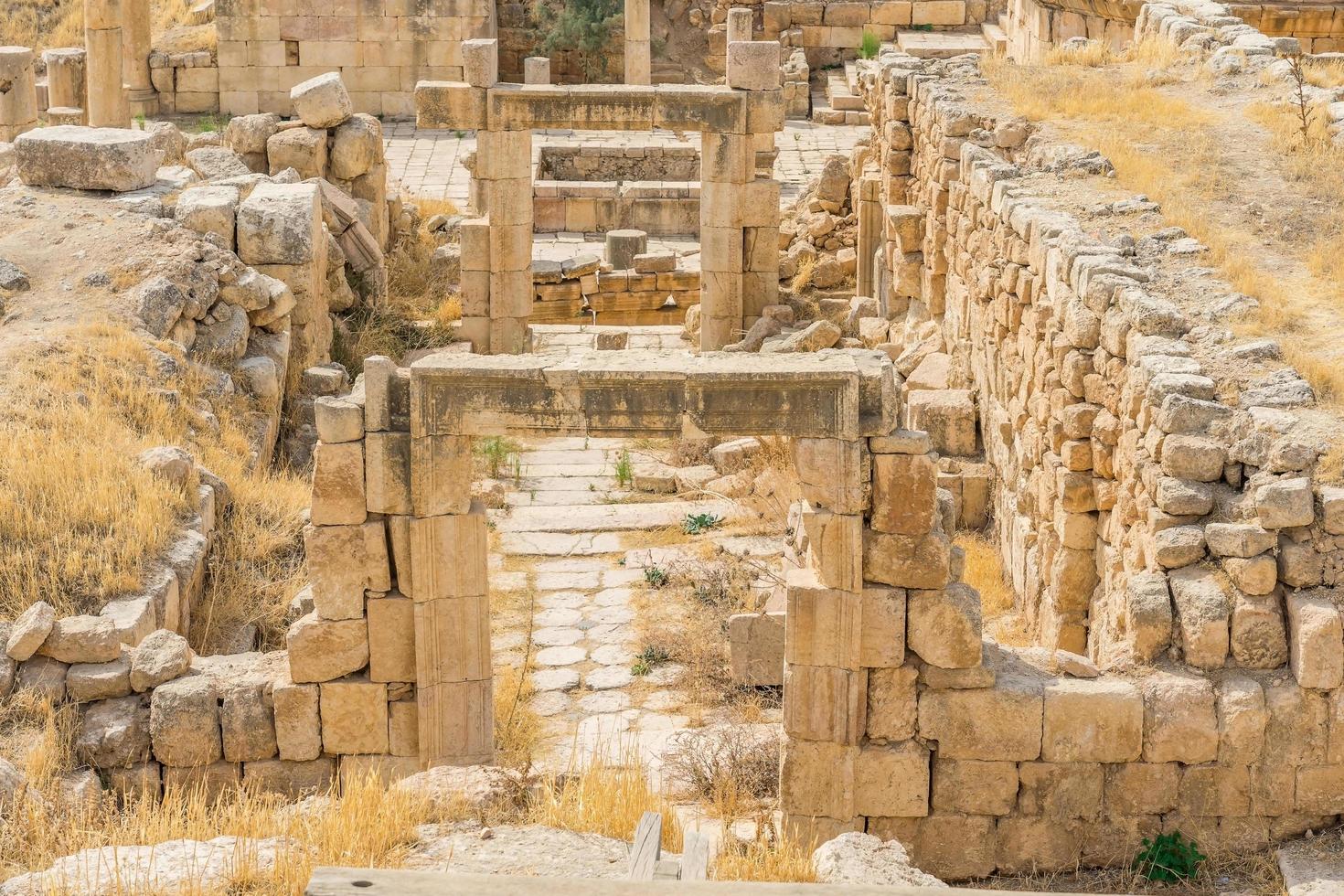 Ruinas de la antigua ciudad romana de Gerasa, Jordania foto