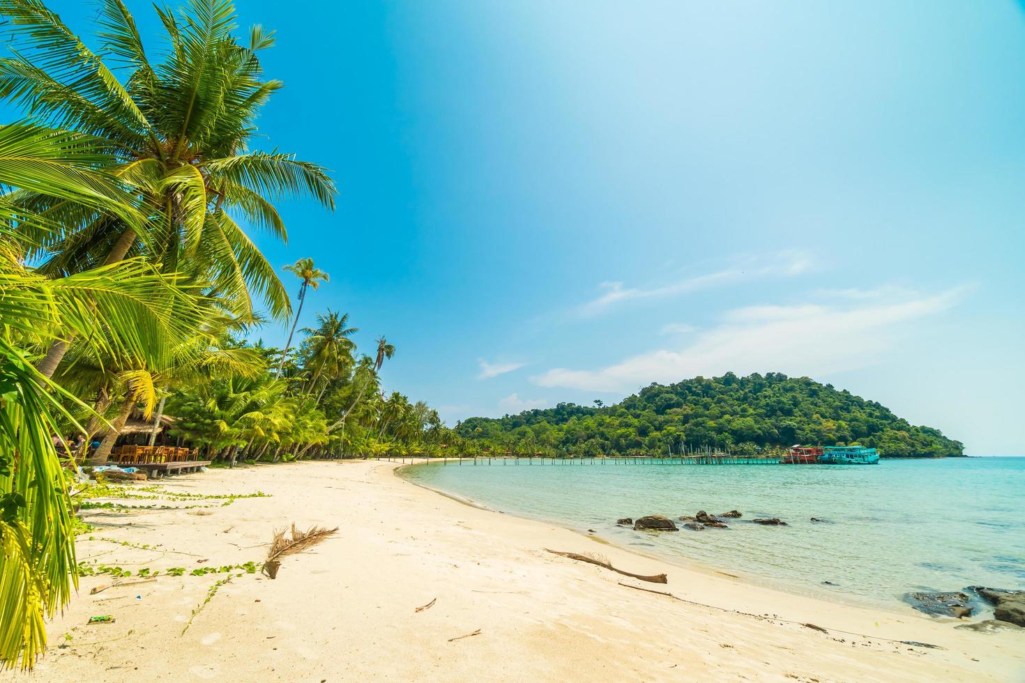 hermosa playa tropical foto