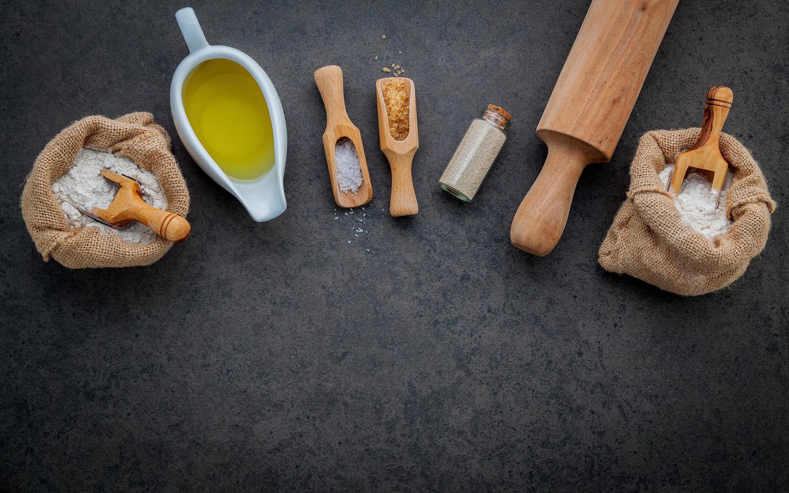 ingredientes de la masa de pizza foto