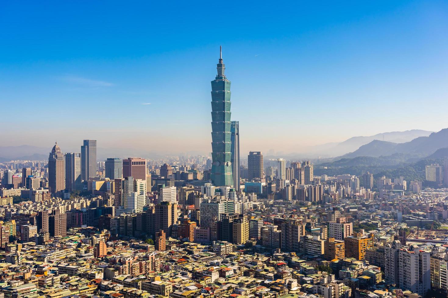 Taipei 101 tower in Taipei city, Taiwan photo