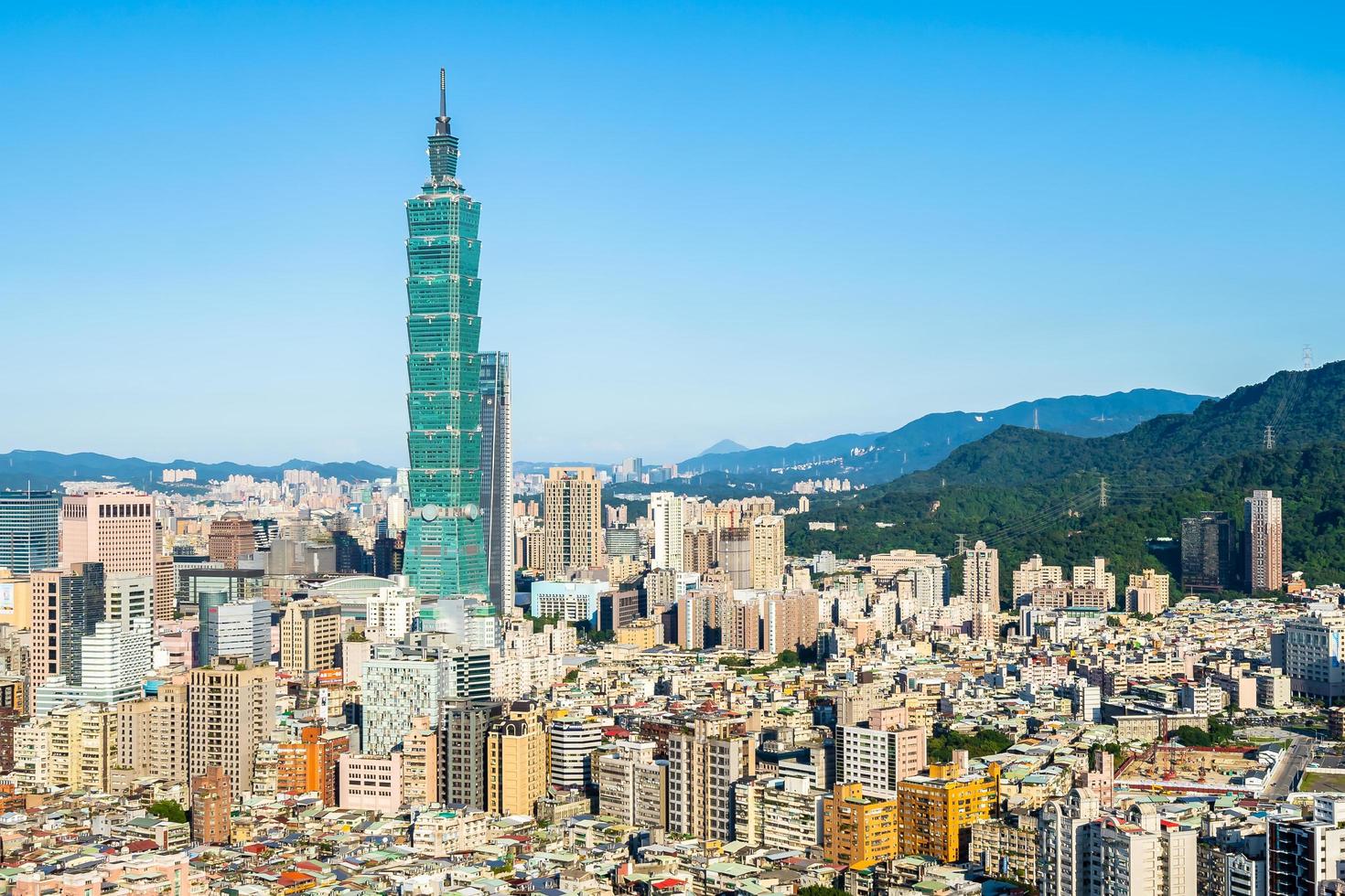 Taipei 101 tower in Taipei city, Taiwan photo