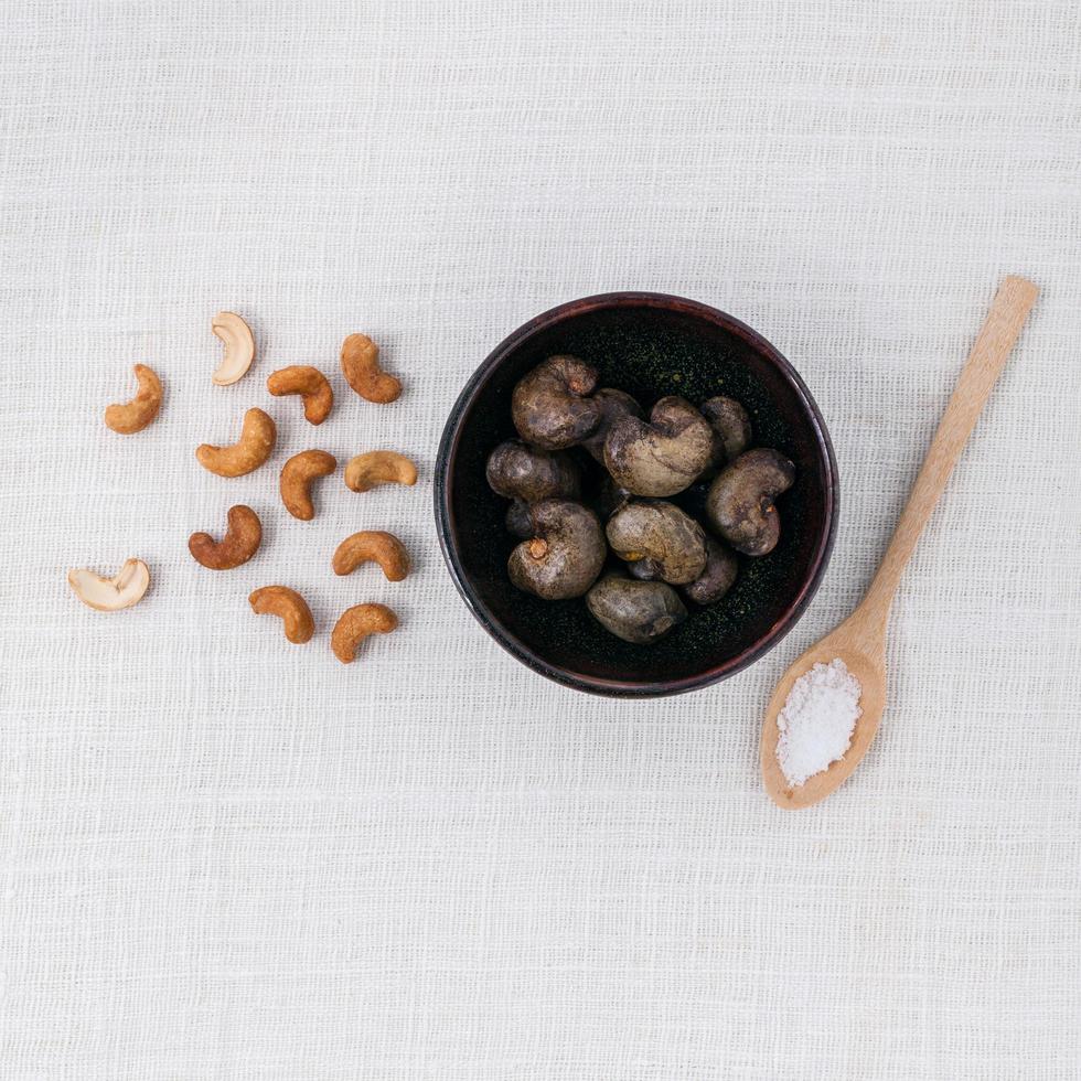 Raw cashews in a bowl photo