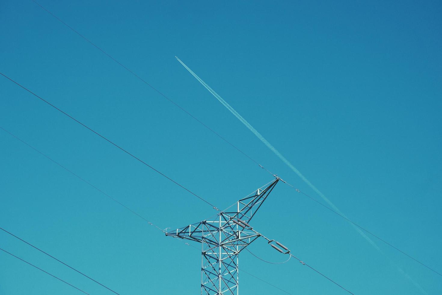 torre de electricidad para suministro eléctrico foto