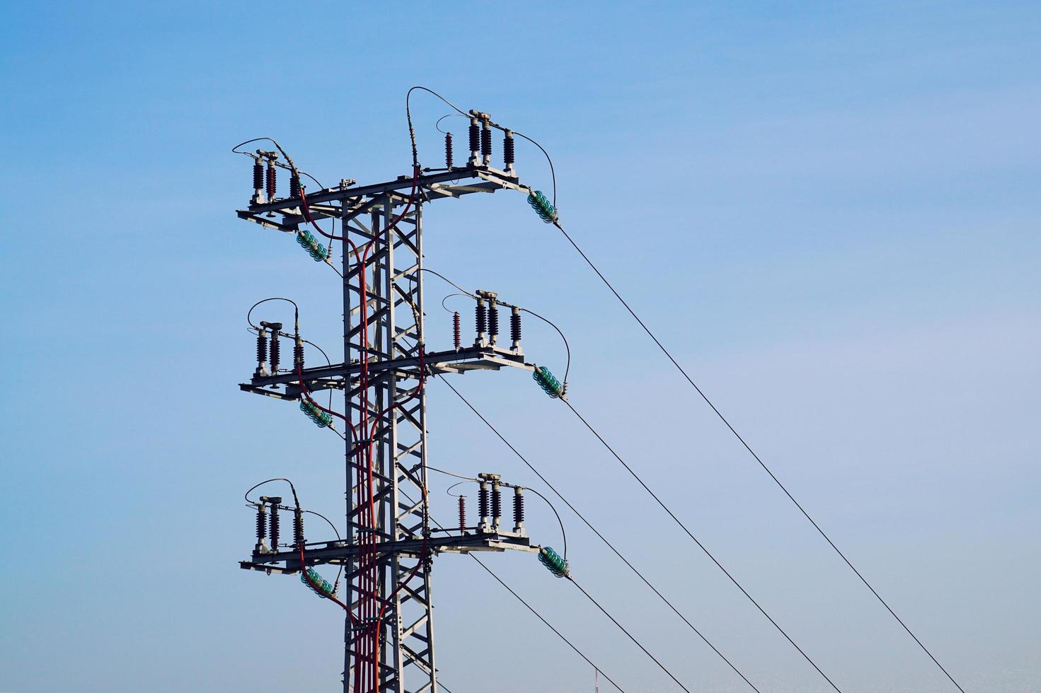 torre de electricidad para suministro de electricidad foto