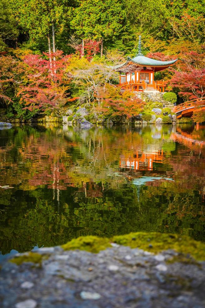 templo daigoji en kyoto, japón foto