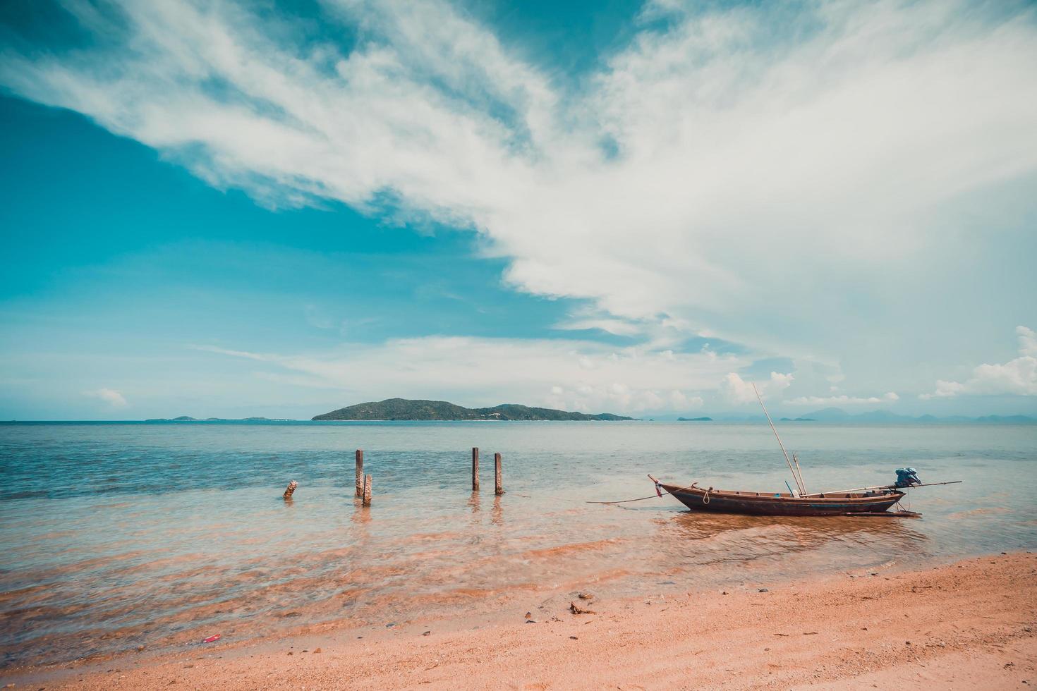 Beautiful tropical beach and sea photo