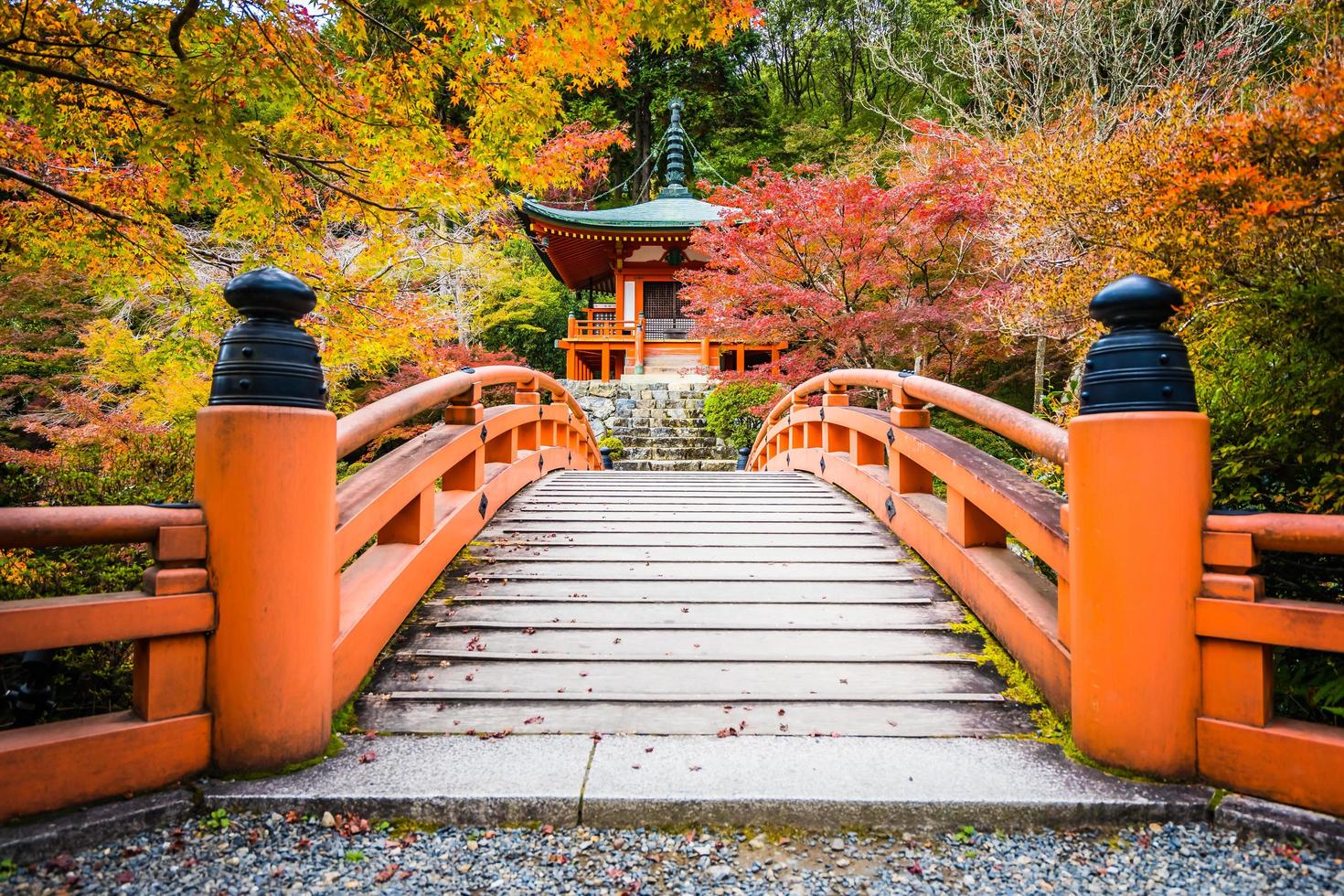 templo daigoji en kyoto, japón foto