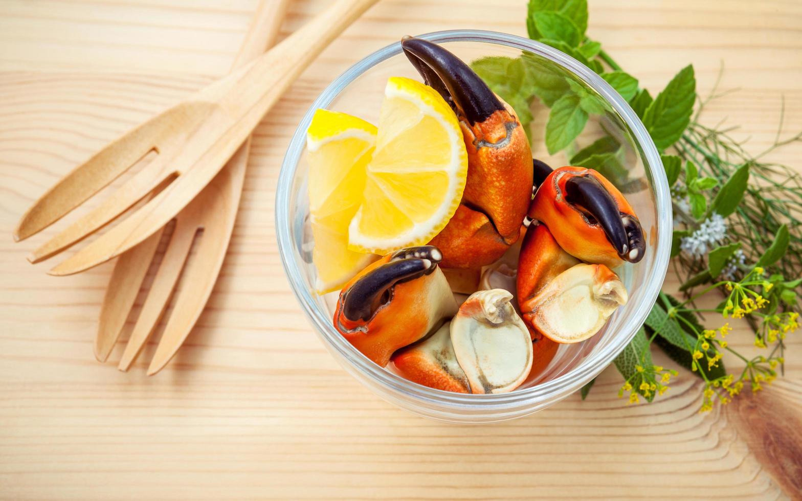 Steamed crabs legs photo