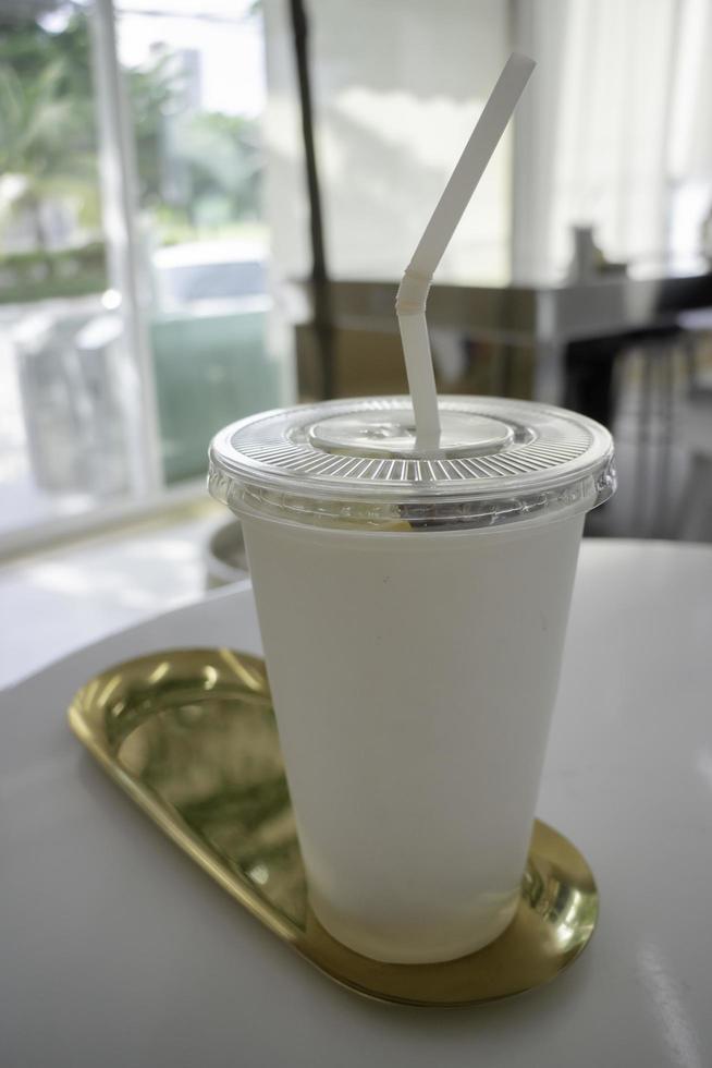 White paper to-go cup photo