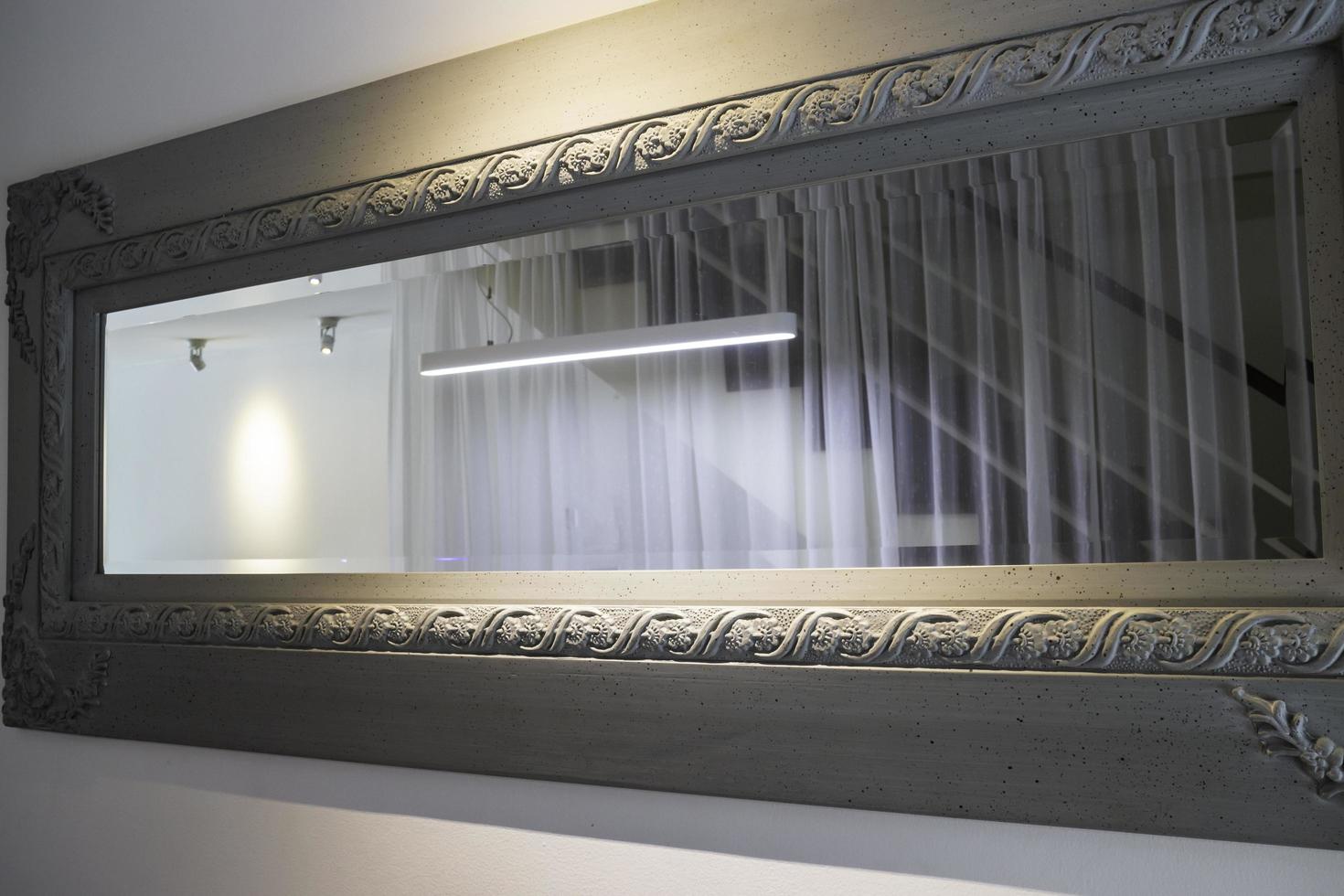 Soft light in a mirror photo