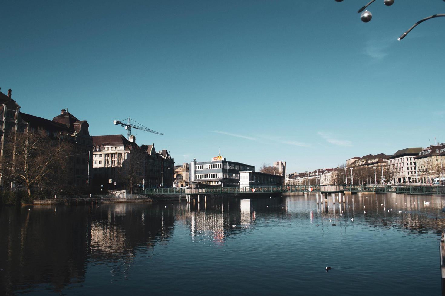 paisaje urbano de la ciudad de zurich, suiza foto