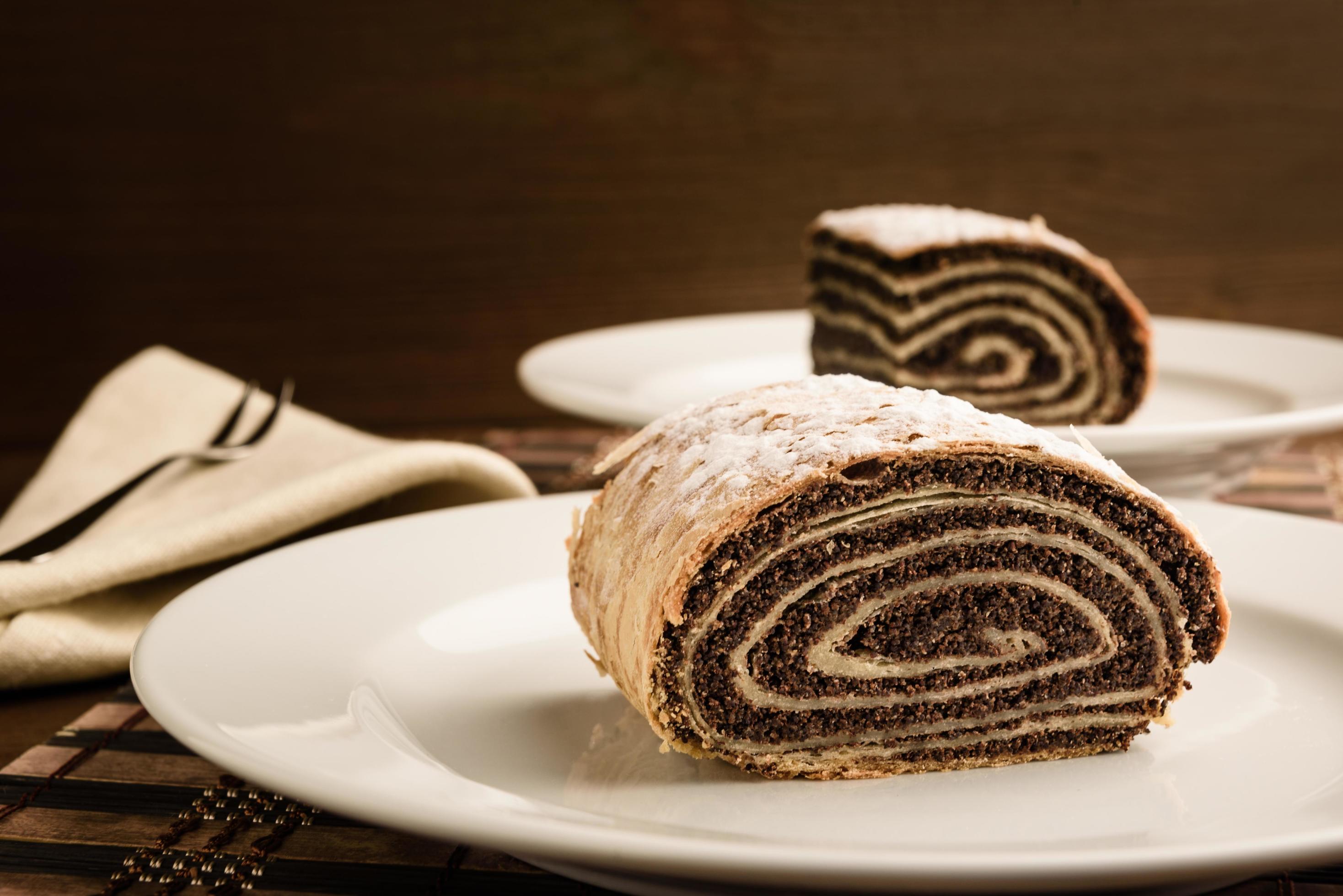 Strudel with poppy seeds 2154669 Stock Photo at Vecteezy