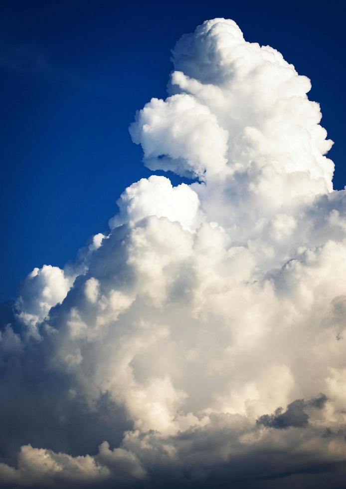 Large white cloud photo