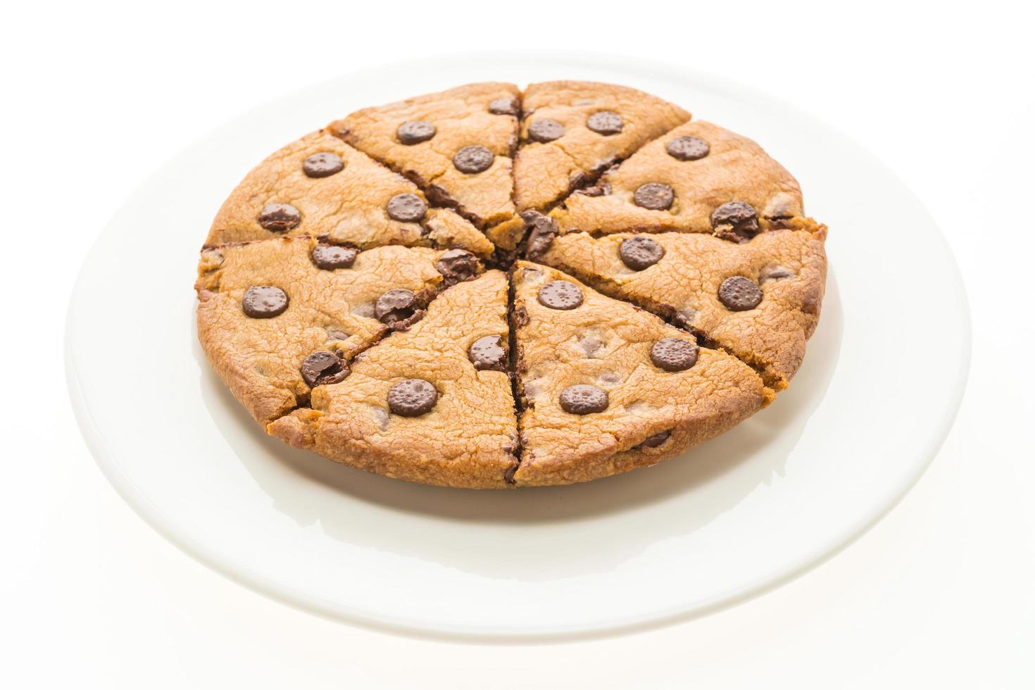 Pastel de brownies de chocolate en plato blanco foto