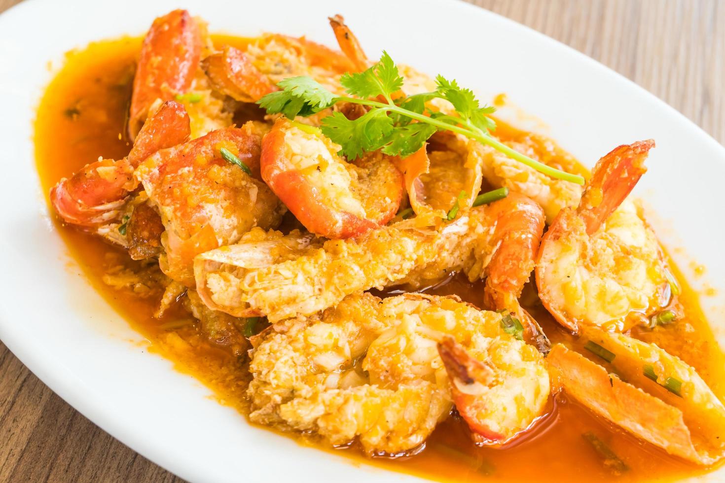 Fried prawn and shrimp with garlic photo