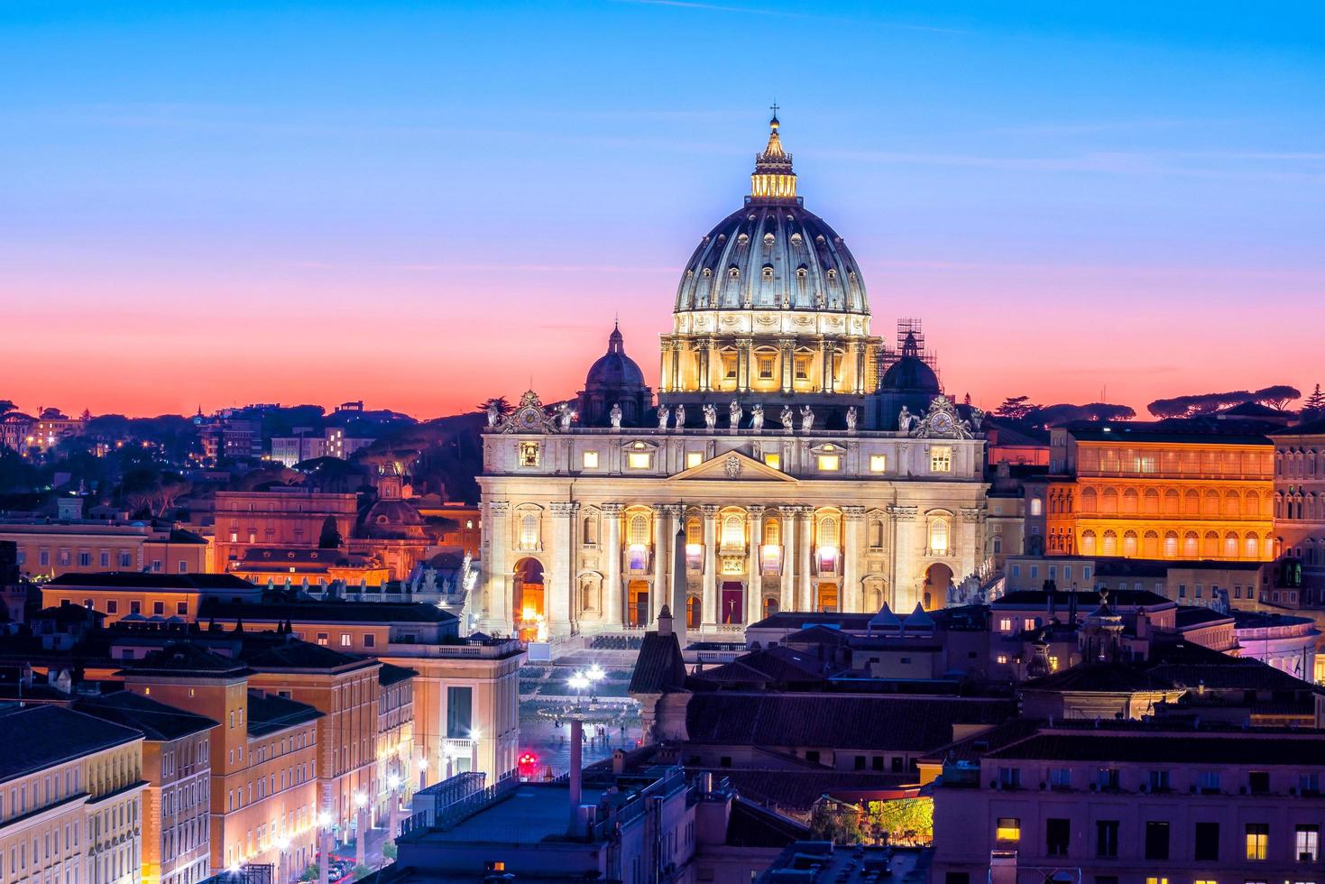 Vista superior del horizonte de la ciudad de Roma desde castel sant'angelo foto