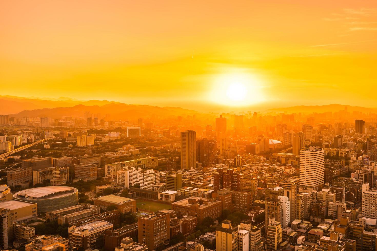 hermoso edificio de arquitectura de la ciudad de taipei foto