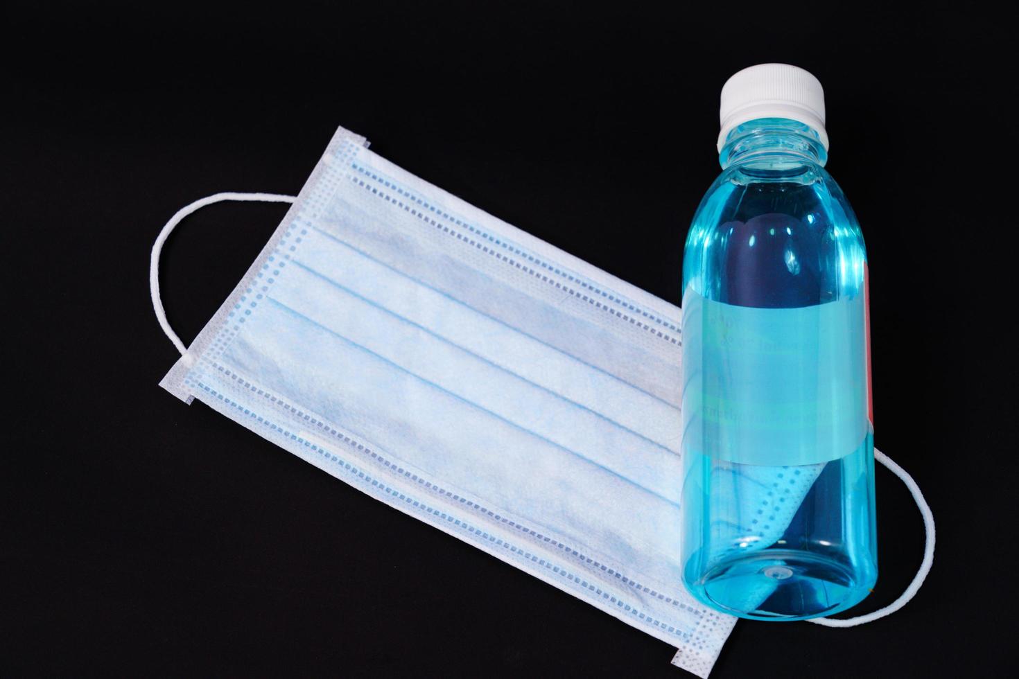 Stearyl alcohol and surgical mask photo