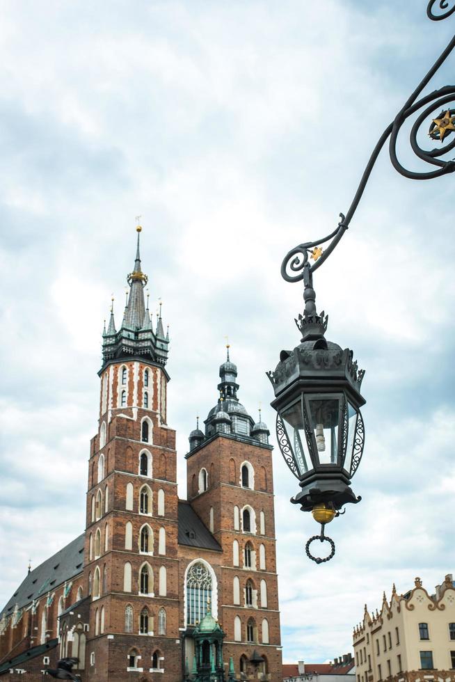 Cracovia, Polonia 2017- atracciones arquitectónicas turísticas en la histórica plaza de Cracovia foto