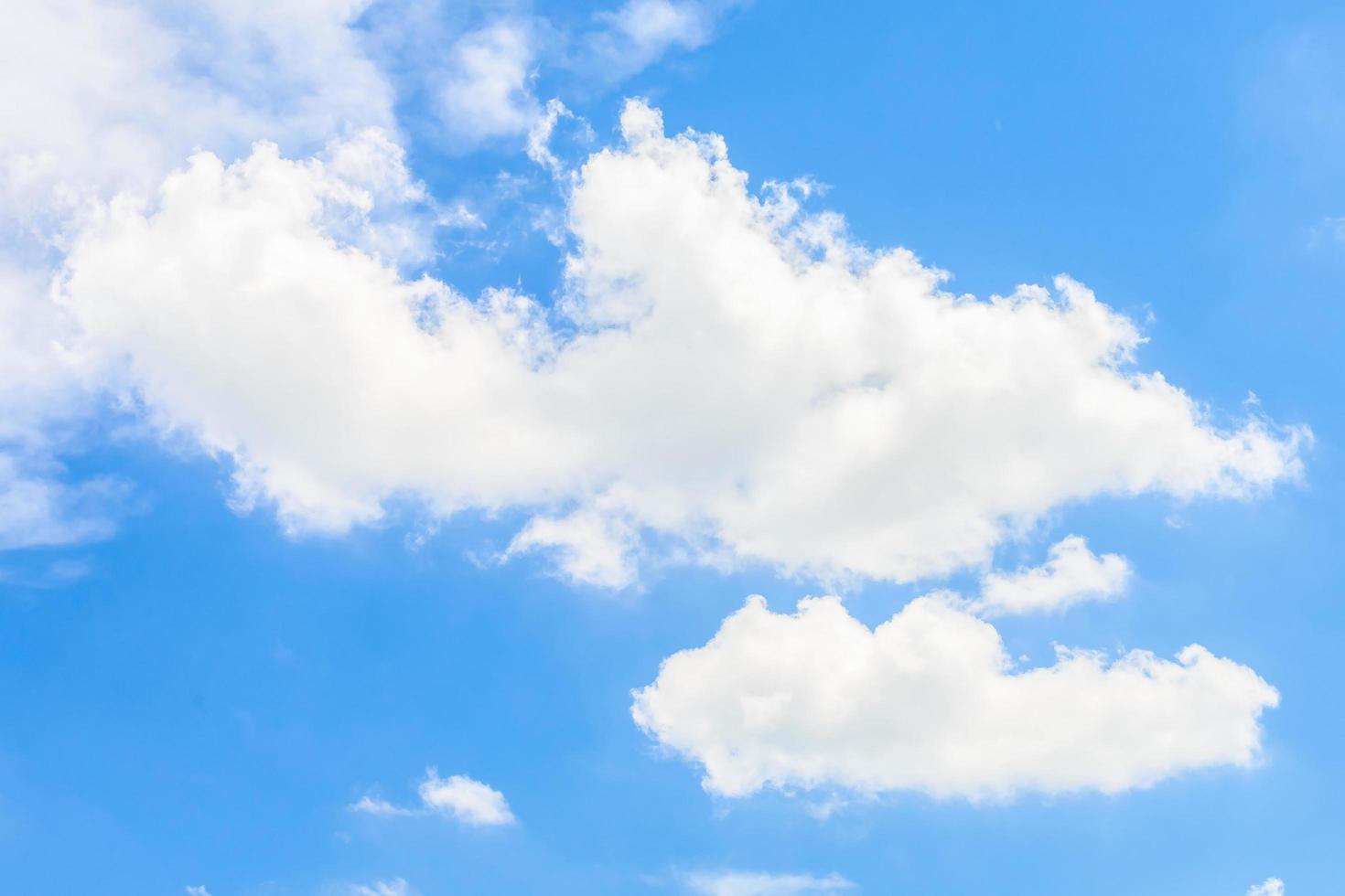 White cloud on bluy sky background 2193735 Stock Photo at Vecteezy