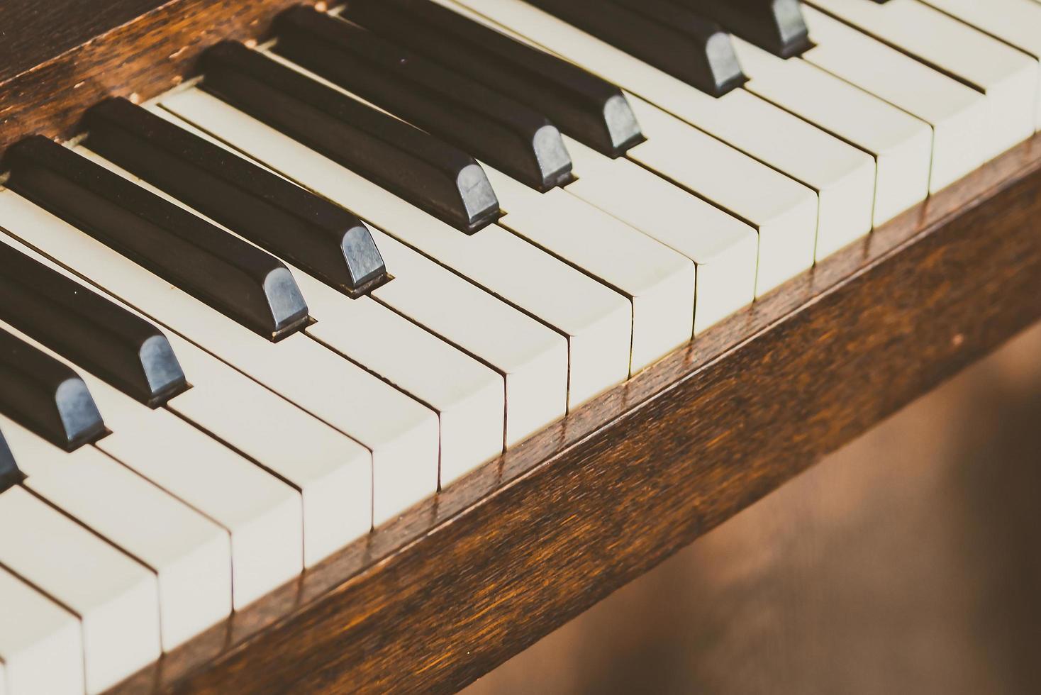 viejas teclas de piano vintage foto