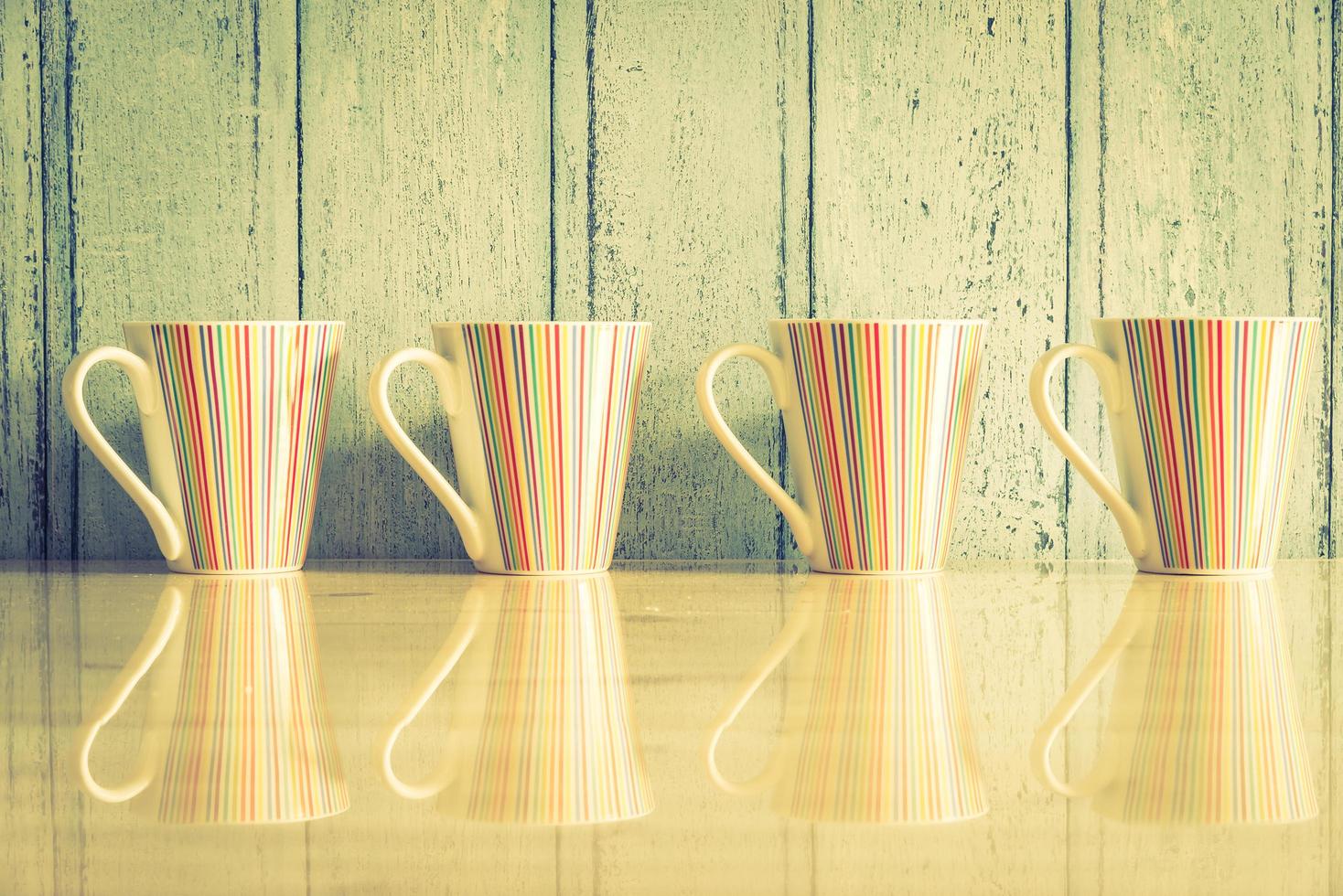 tazas de café de colores foto