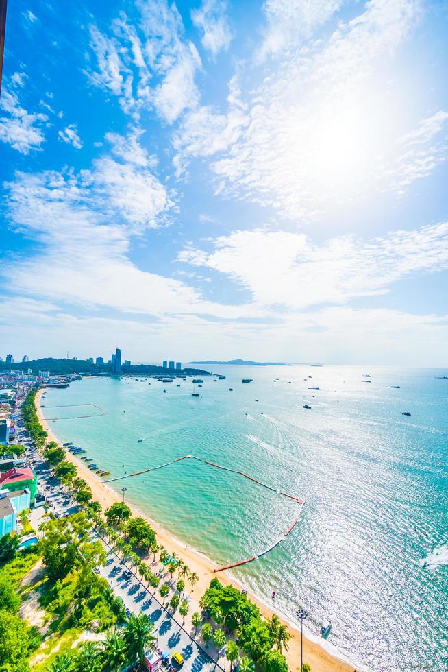 ciudad y bahía de pattaya foto