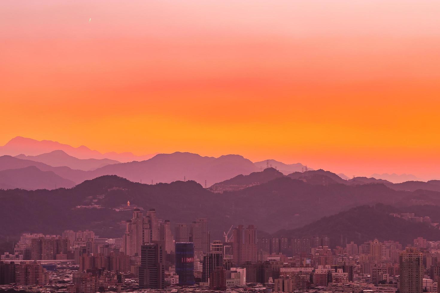 vista de la ciudad de taipei, taiwán foto