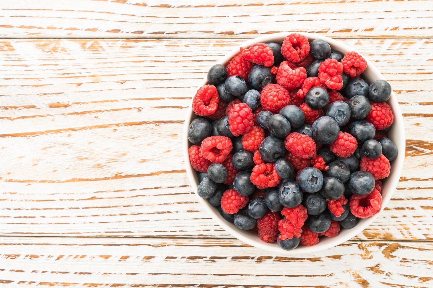 Blueberry and Rasberry fruit photo