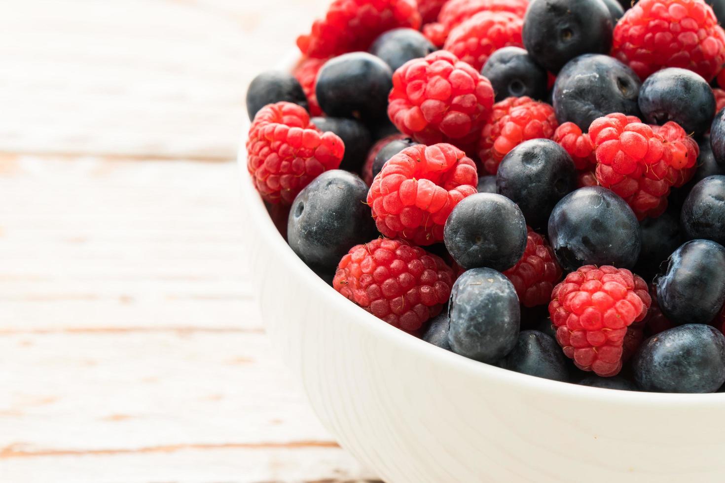 Blueberry and Rasberry fruit photo