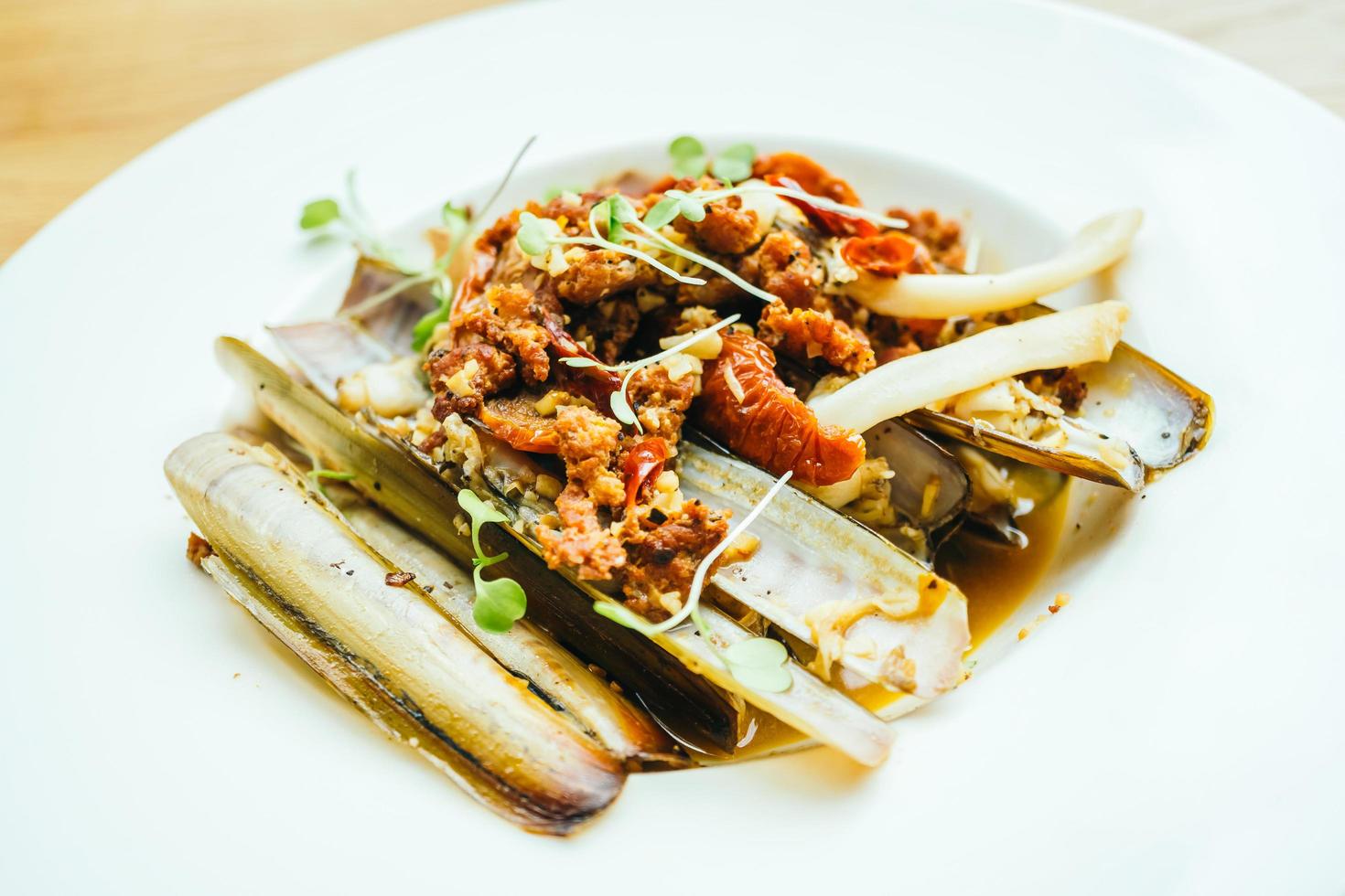 Fried spicy razor clams photo