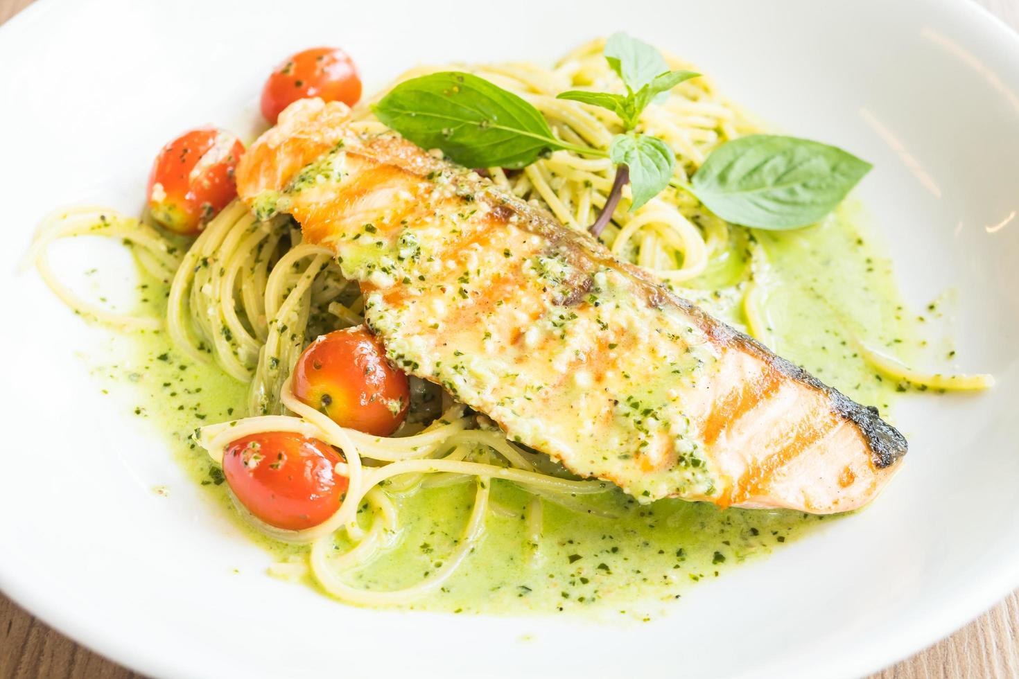 Spaghetti pesto salmon photo