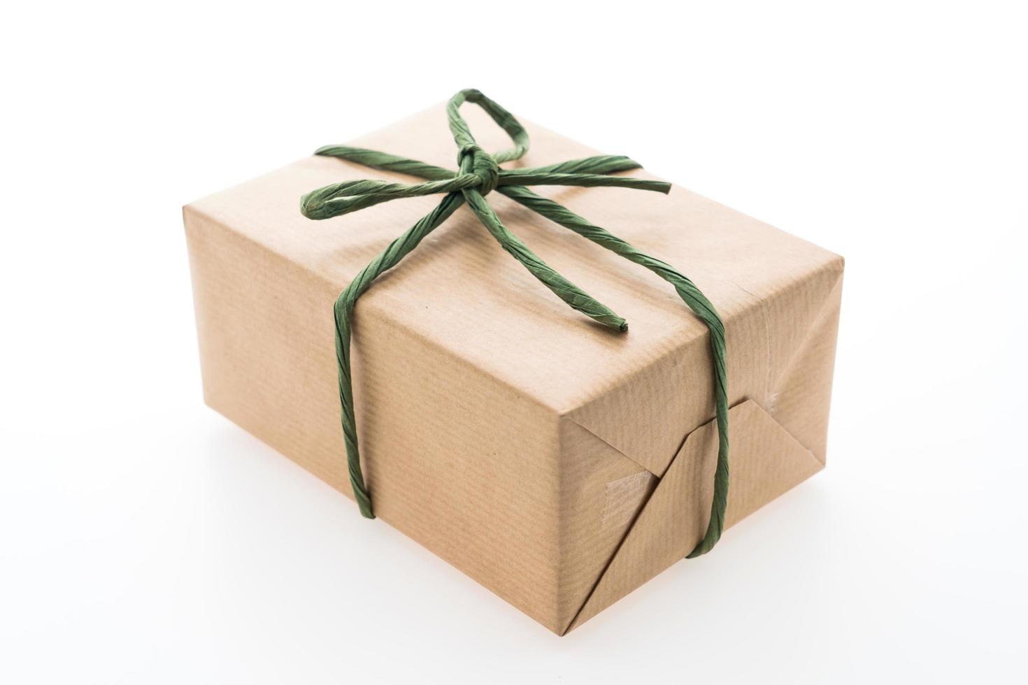 caja de regalo marrón foto