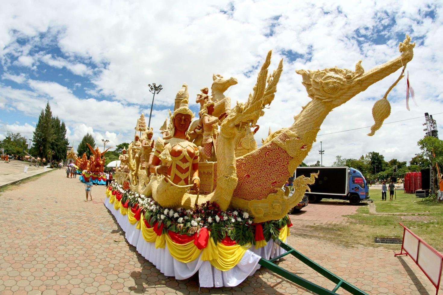 ubon ratchathani, tailandia 2014- festival de cera de velas foto