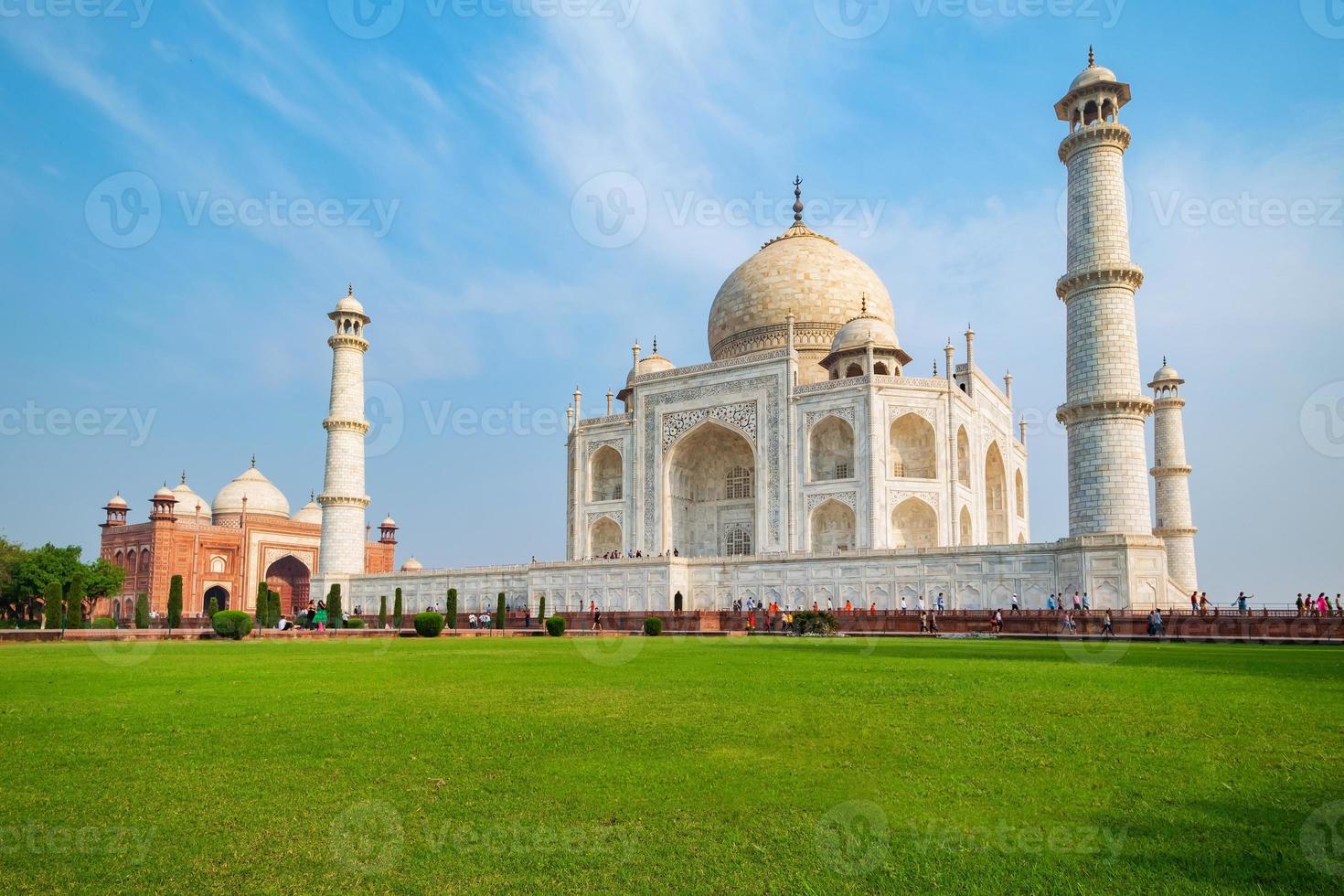 Taj Mahal on a sunny day in Agra, Uttar Pradesh, India photo