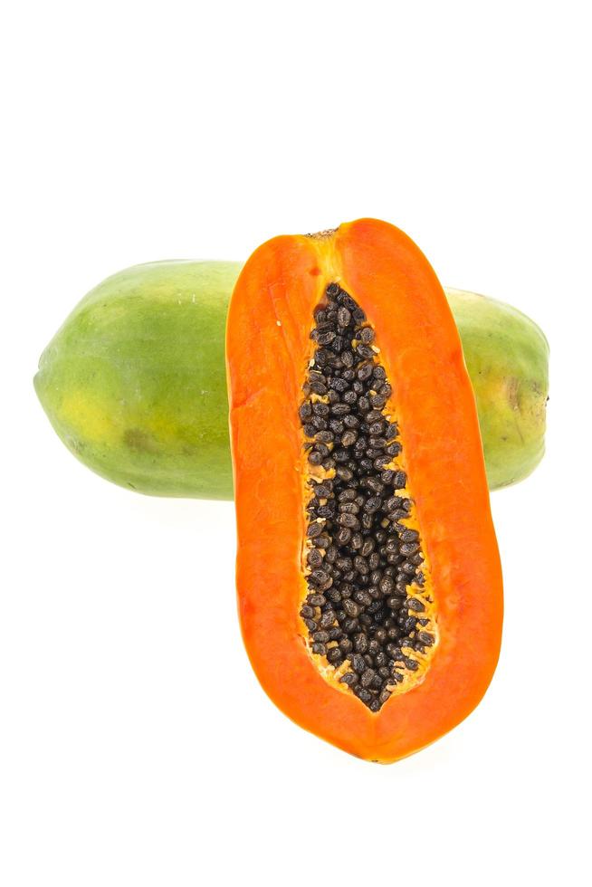 papaya fruta aislada foto